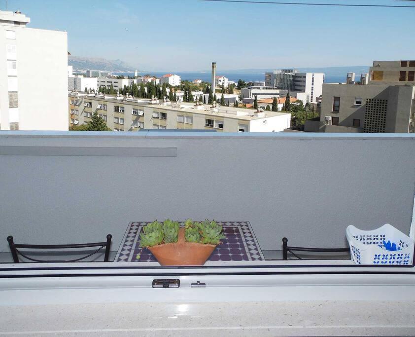 Eurit Apartment Shown In Detail Split Exteriér fotografie
